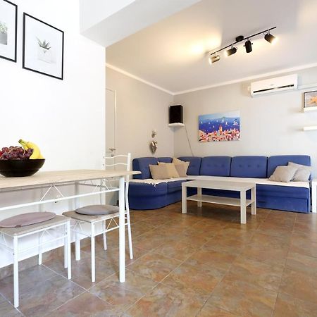 Apartman Don Pag Town Exterior foto
